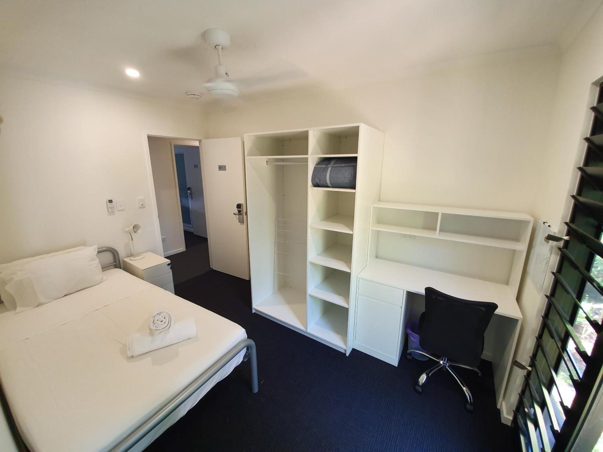 Mihaven Shared Living - Martyn St Hostel Cairns Exterior photo